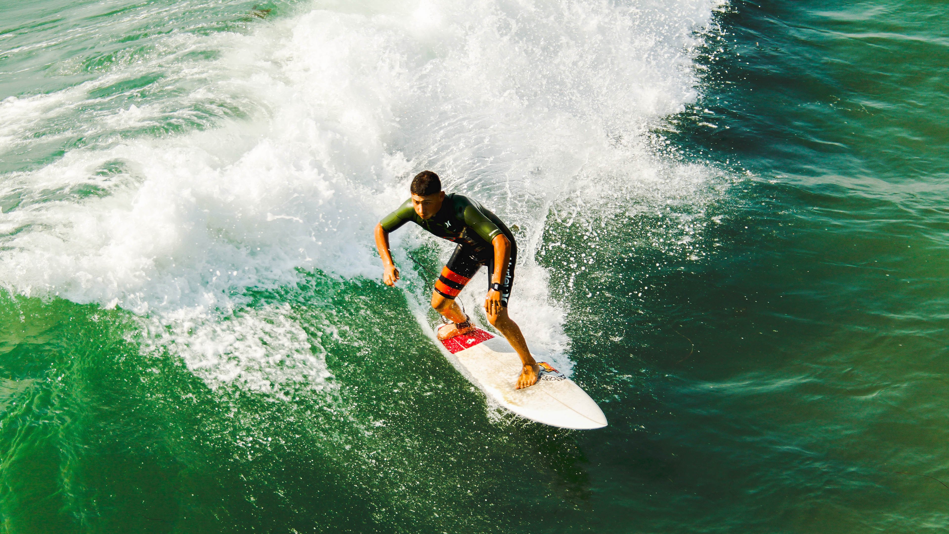 德甲：拜仁4-0大胜奥格斯堡，莱万完成帽子戏法，德甲拜仁vs奥格斯堡